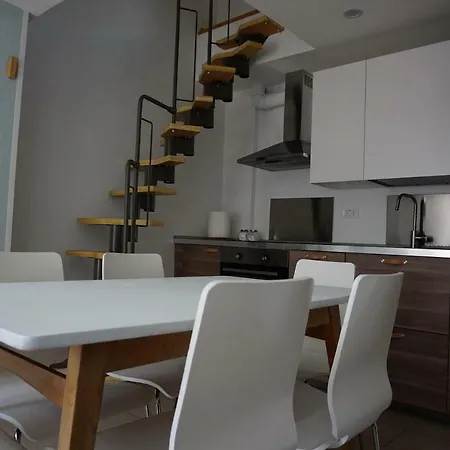 Corner * بوويتش