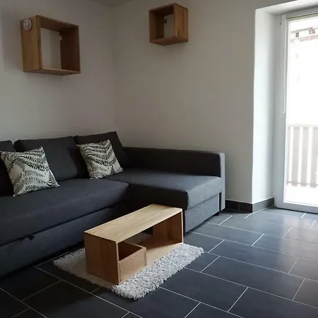 Corner شقة بوويتش